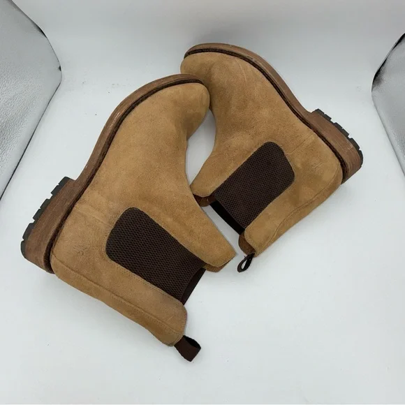 Frye - men’s Dylan Chelsea Boots Tan suede leather ankle boots pull on shoes 12 - Picture 7 of 9